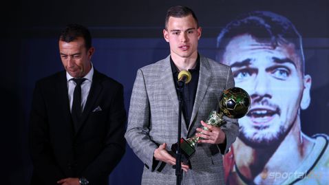 Светослав Вуцов помете конкуренцията за най-добър вратар в България