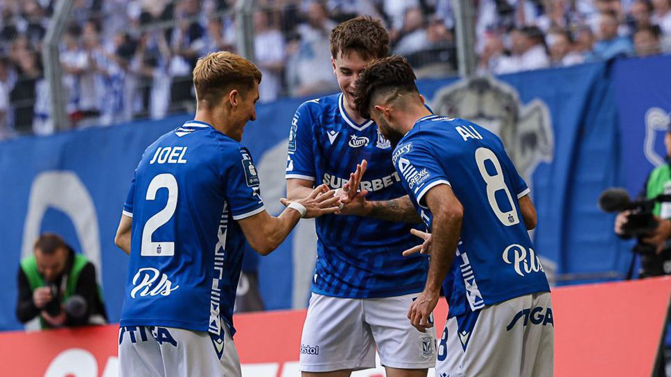 Лех е едноличен лидер в Полша, никой от българите не игра