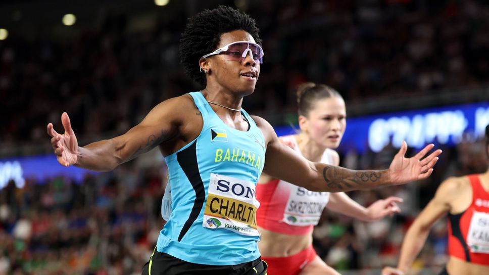 Чарлтън изравни световния рекорд и спечели трето световно злато на 60 метра с препятствия