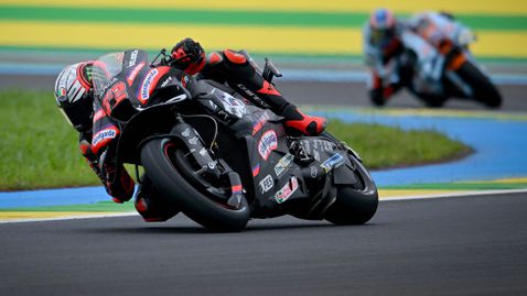 Гран При на Бразилия: Двойна победа за Априлия, Бедзеки пред Мартин