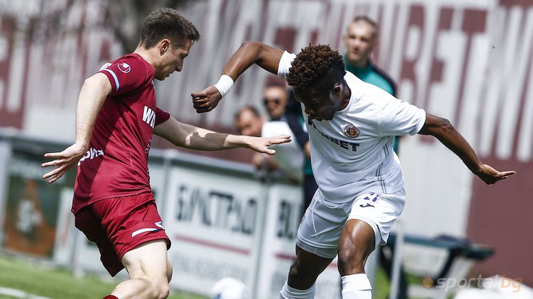  Панамецът Ромеш Ивей ще продължи кариерата си в Спартак (Варна) 