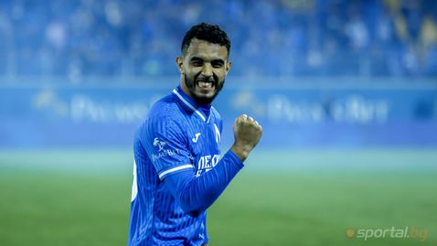  Левски без Бари и Ван дер Каап за началото на подготовката 