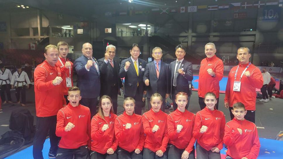 Шефовете на българското таекуондо Бинев и Папазки бяха гости на церемонията по откриването на Световното първенство по Пумсе