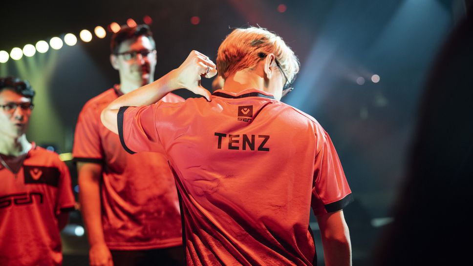 Залязва ли легендата TenZ