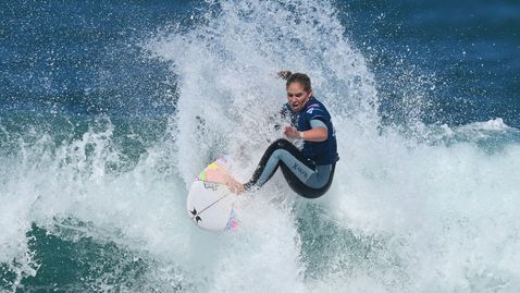 Американка спечели титла на сърф в Aвстралия