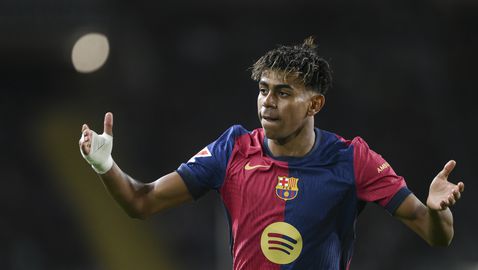  7 кг от горната страна: Ламин Ямал натрупа голове, само че натрупа и мускули 