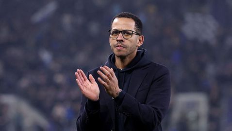 Челси уволни Росиниър след едва 107 дни начело на клуба