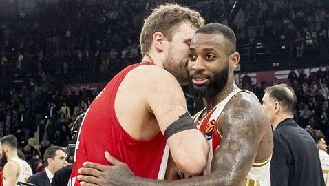 Коди Милър-Макинайър става съотборник на Везенков в Олимпиакос