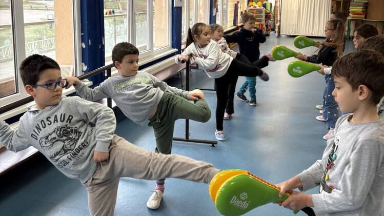 Втора година "Спортен час" осигурява безплатни тренировки за деца и ученици