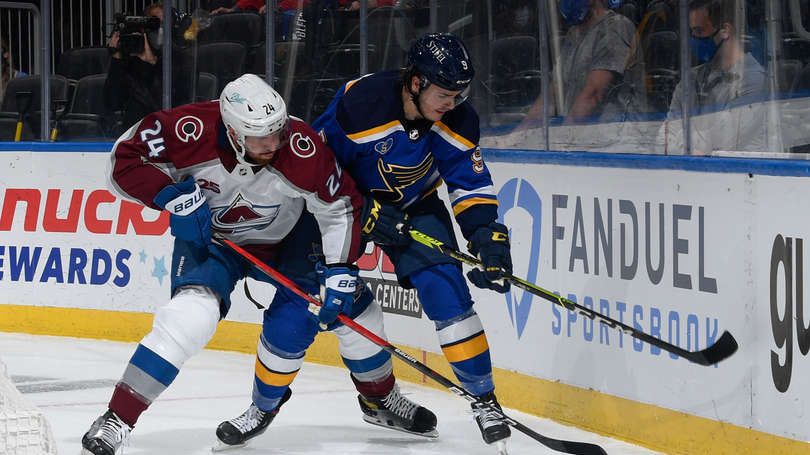 Колорадо на победа от чист успех над Сейнт Луис в плеойфите на НХЛ
