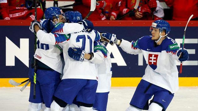 Словакия не остави шансове за Беларус на Световното по хокей на лед