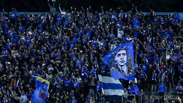 Левскари В седмицата в която стартира новото първенство приходите само за