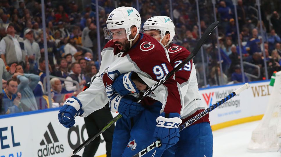 Колорадо поведе с 2:1 победи на Сейнт Луис в плейофите на НХЛ