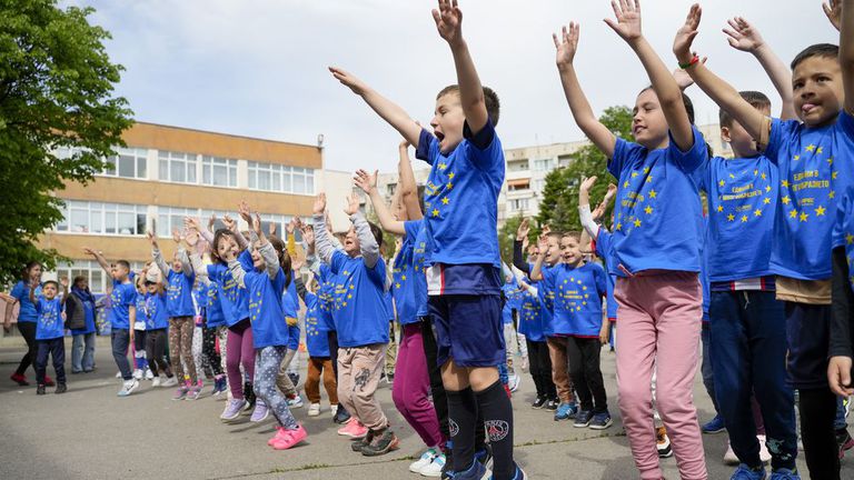 Над 200 деца взеха участие в спортен празник който се