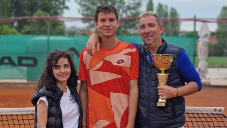 Радулов – най-младият български шампион при мъжете от 15 години