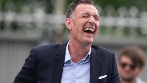  Крис Сътън избрани сезона за Челси като 