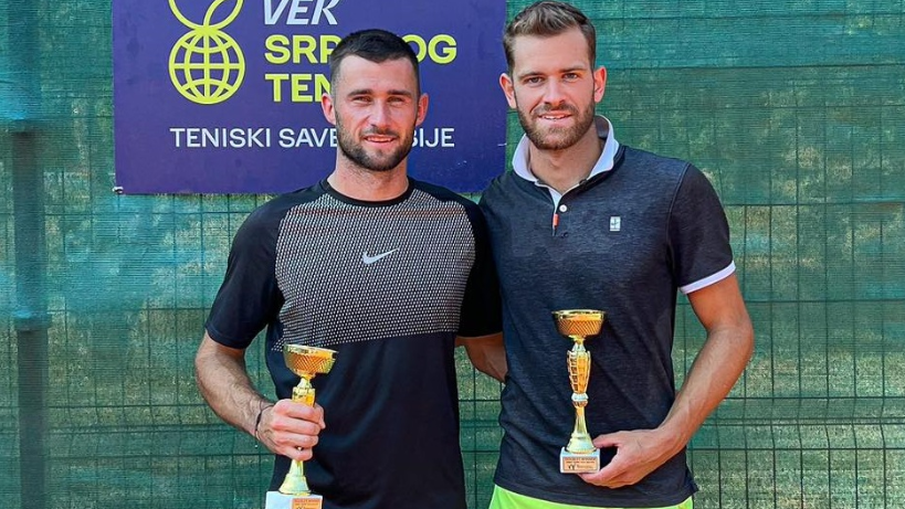Габриел Донев и Симон-Антони Иванов започнаха с победи в Сърбия