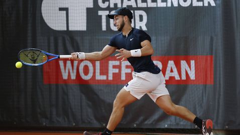 Адриан Андреев започна с двусетова победа на "Чалънджър" в Италия