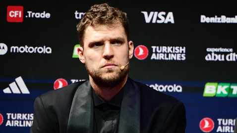  Саша Везенков от Абу Даби: Готови сме за купата, непрекъснато мисля за финала от 2023-та 