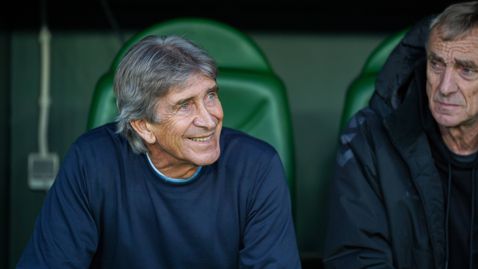 Птичият късмет в Англия вдъхнови Бетис за хумористична шега преди финала с Челси