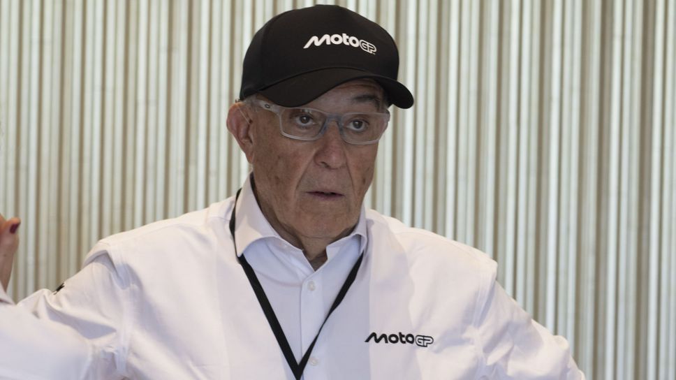Шефът на MotoGP пропуска първо състезание от 1992 година насам