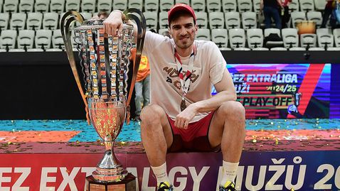 Ето къде ще продължи кариерата си един от на-добрите български централни блокировачи