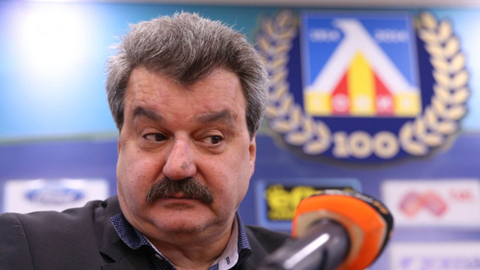 Батков: Неприятно е, но ще стискам палци за ЦСКА