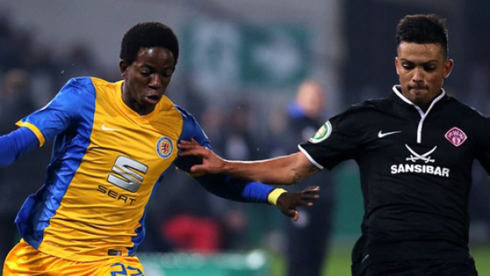 Неприятна контузия за българин в Германия, ляга под ножа