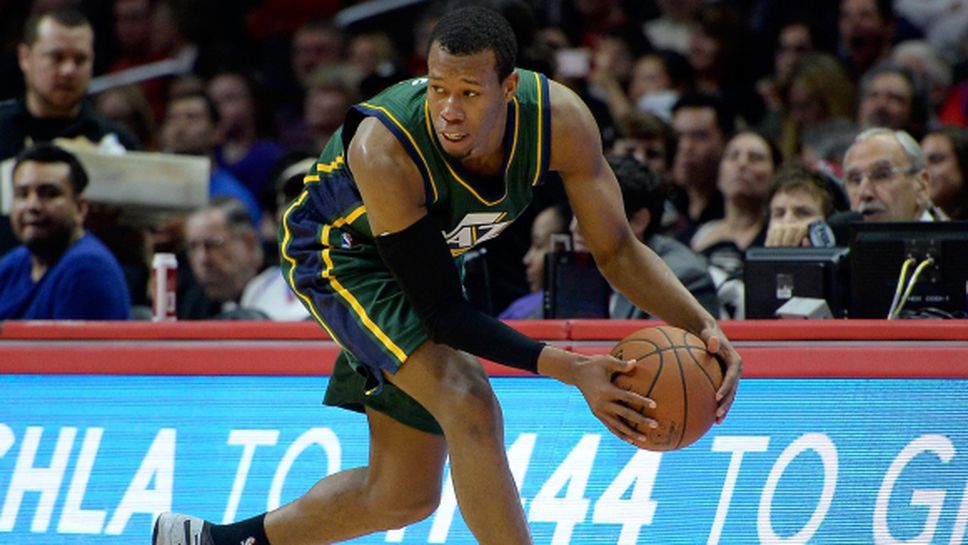 Юта разби Шарлът с 12 тройки за едно полувреме (видео)