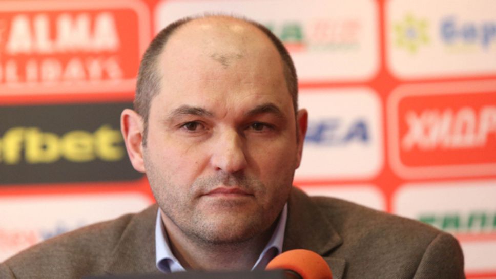 Шеф в ЦСКА: Българин ще е новият треньор