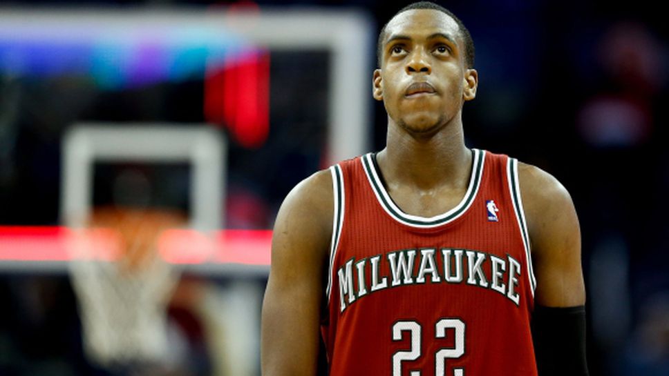 Бъкс попариха Маями с тройка със сирената