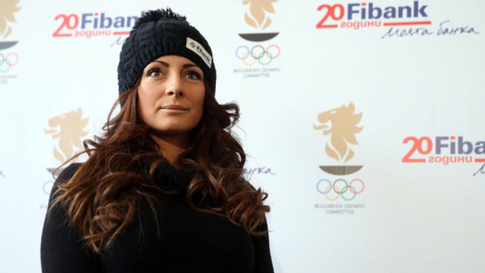 Александра Жекова стана посланик на Holiday Heroes