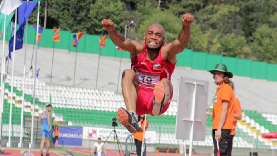 Ерадири отстъпи само на световния шампион