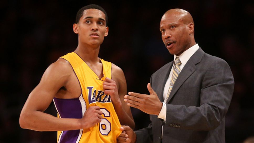 Кларксън остава в Лейкърс и през следващия сезон