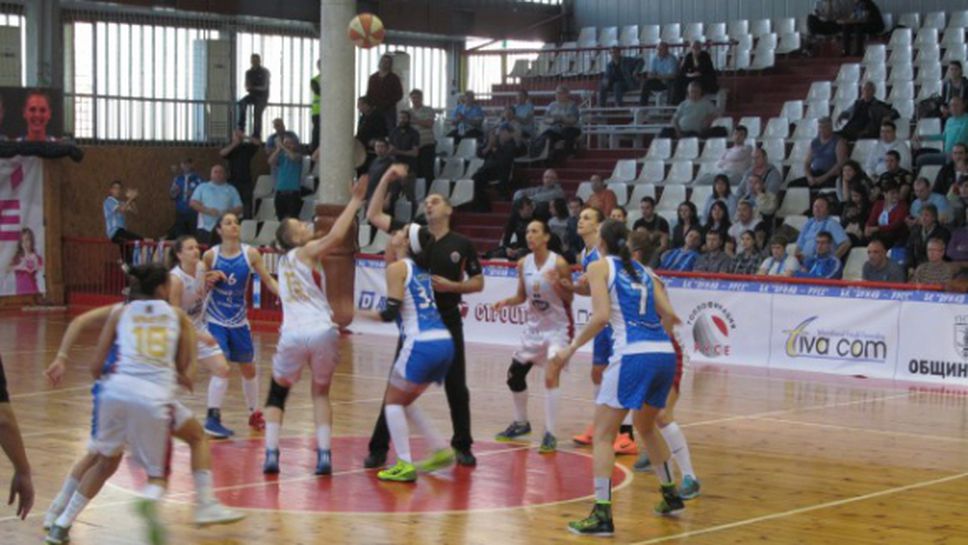 Дунав на една победа от финал