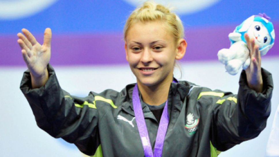 Българка донесе злато на Азербайджан с европейски рекорд