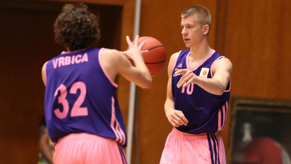 Балкан и Лукойл ще играят контроли с Мега Лекс