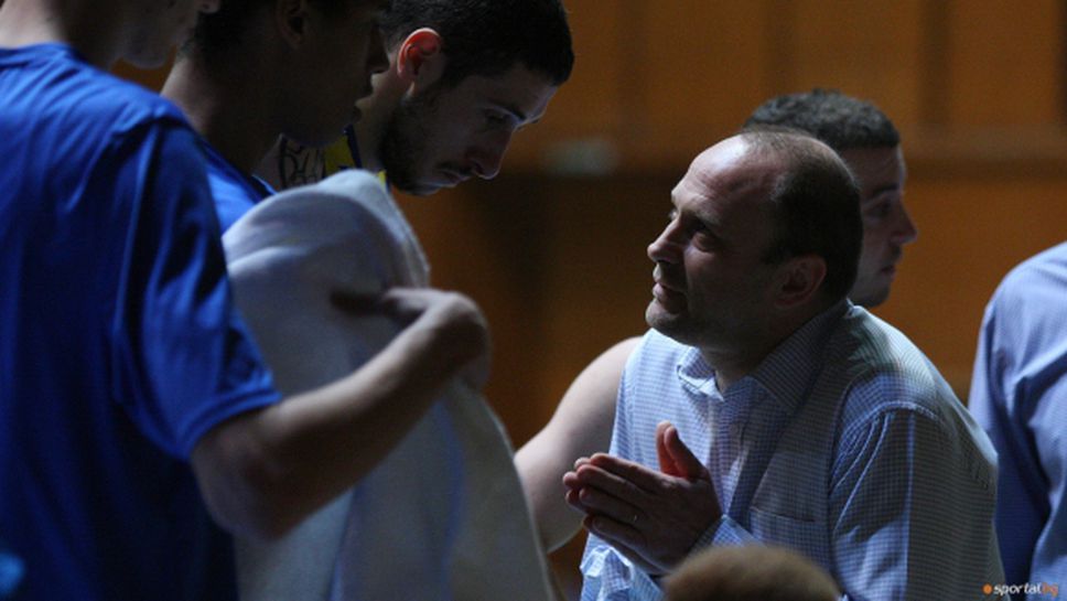 Тити Папазов: Важното е, че спасихме Левски (видео)