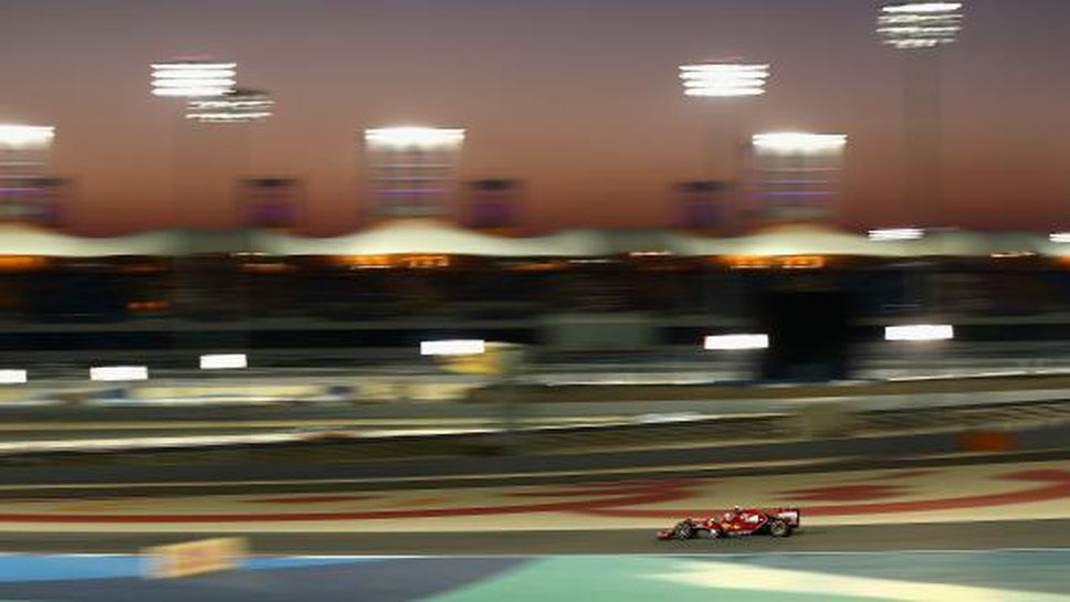 Ферари се готвят за Гран при на Бахрейн (Видео)
