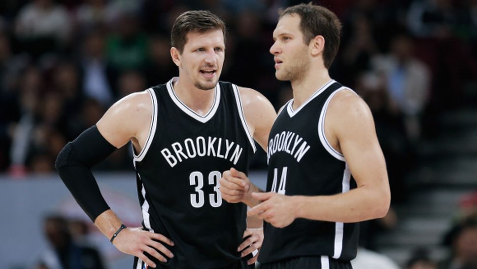 Братя по съдба, братя по оръжие