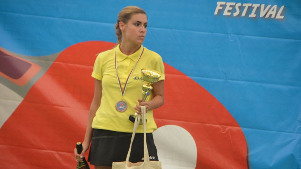 Анелия Карова се класира за основната схема на СП по тенис на маса