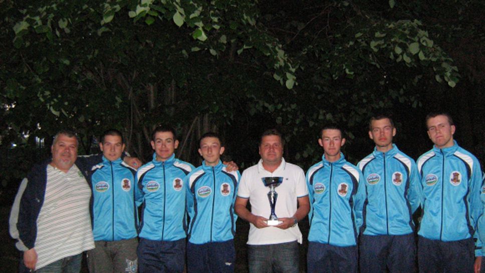 Генов дублира титлата и в критериума на международния тур в Слънчев бряг