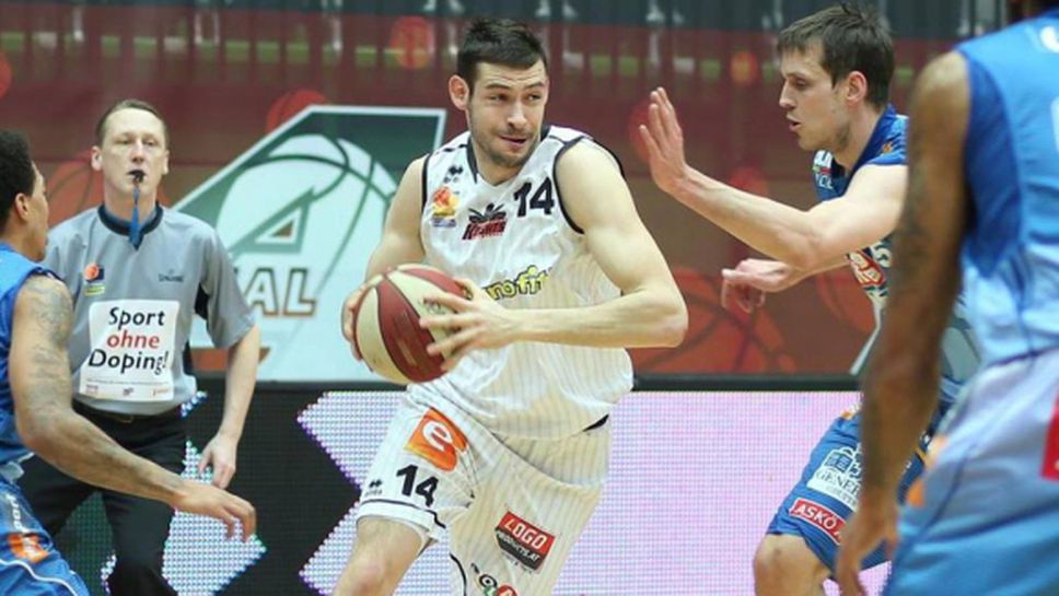 Гюсинг на Янев и Костов поведе в полуфиналите в Австрия