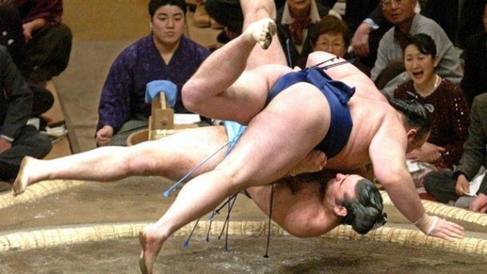 Трета победа за Аоияма в Токио