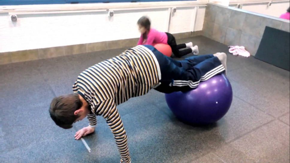 Пушката бори гръбначните изкривявания сред децата с безплатни часове