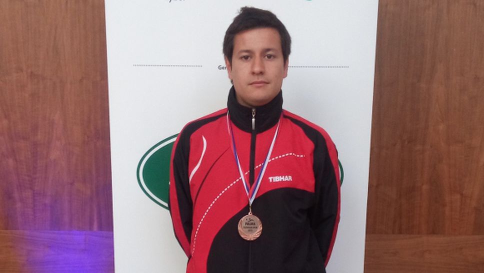 Три бронзови медала спечели Спортният талант на "Еврофутбол" Денислав Коджабашев