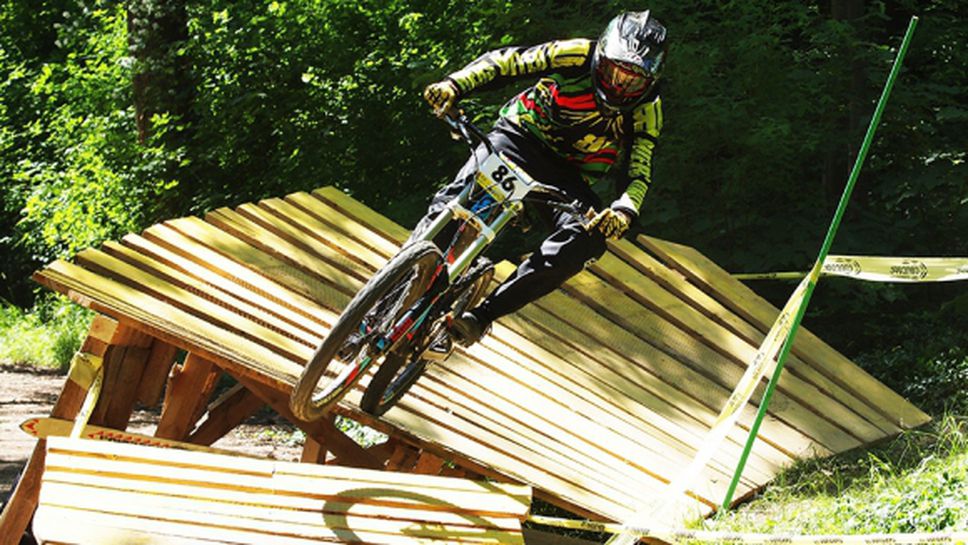 Грандиозен финал на българските серии по байк в градски условия в Плевен