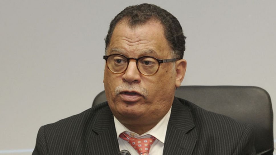 Президентът на футболната асоциация на Южна Африка потвърди за плащане на 10 млн. за КОНКАКАФ