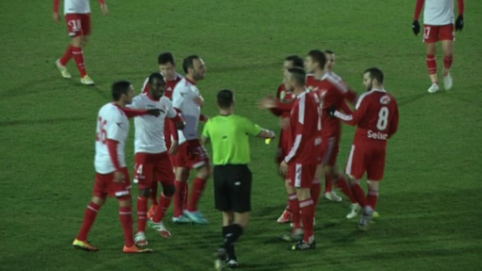 Вижте грубите прояви на Дебрецен, които вбесиха играчите на ЦСКА