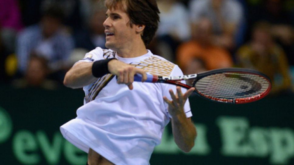 Лоренци на финал след отказ на Хаас